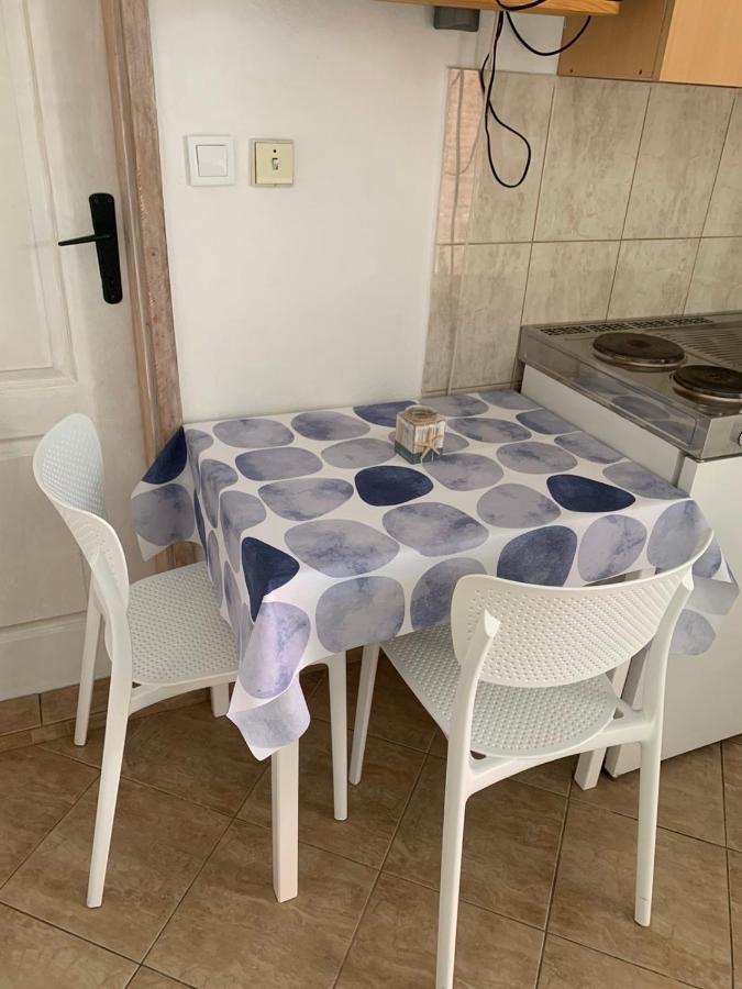 Apartmani Ivana Tivat Ngoại thất bức ảnh