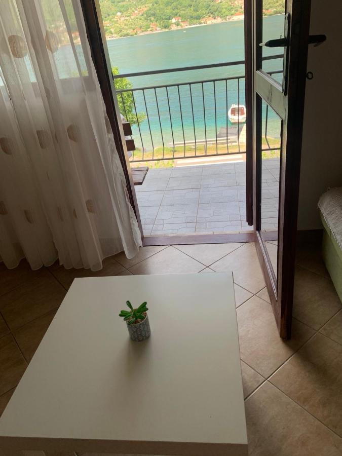 Apartmani Ivana Tivat Ngoại thất bức ảnh