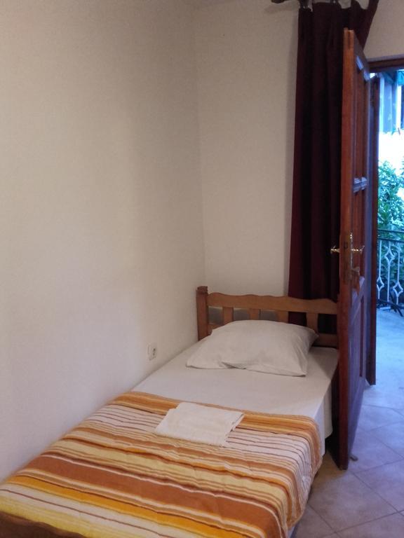 Apartmani Ivana Tivat Ngoại thất bức ảnh